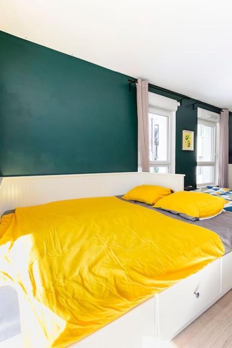 Grand Appartement , Paris La Defense Arena, 50 Metres De La Gare, 15 Min Champs Elysees Nanterre Eksteriør bilde